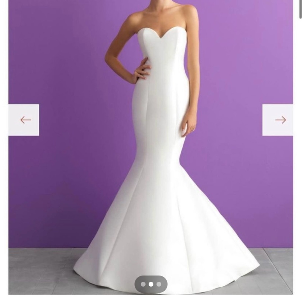 Ivory Wedding Dress